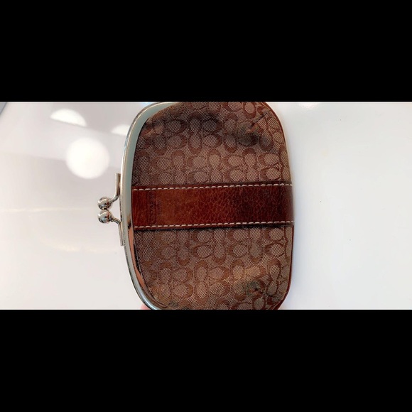 Coach - Picture 1 of 1